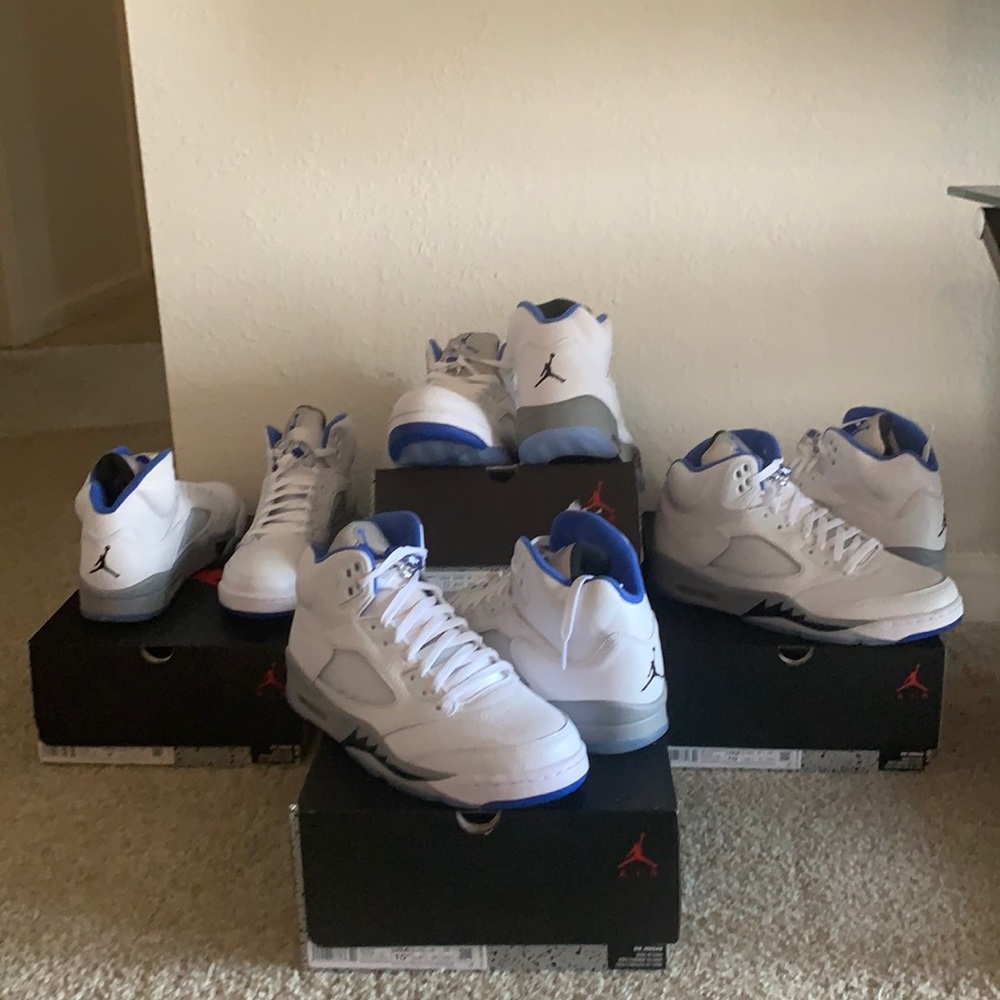 Jordan 5 Stealth